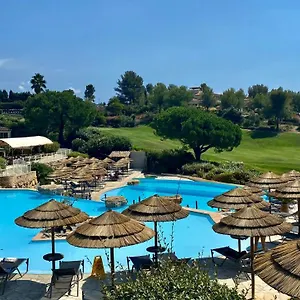 Hameau Des Amandiers-vue & Golf Appartement