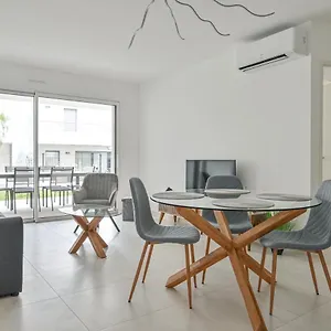 T2 Neuf A4 Rdj-piscine-acces Direct Plages Et Centre Village- Appartement